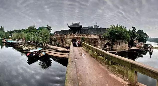 我区邮政寄递业务量稳健增长